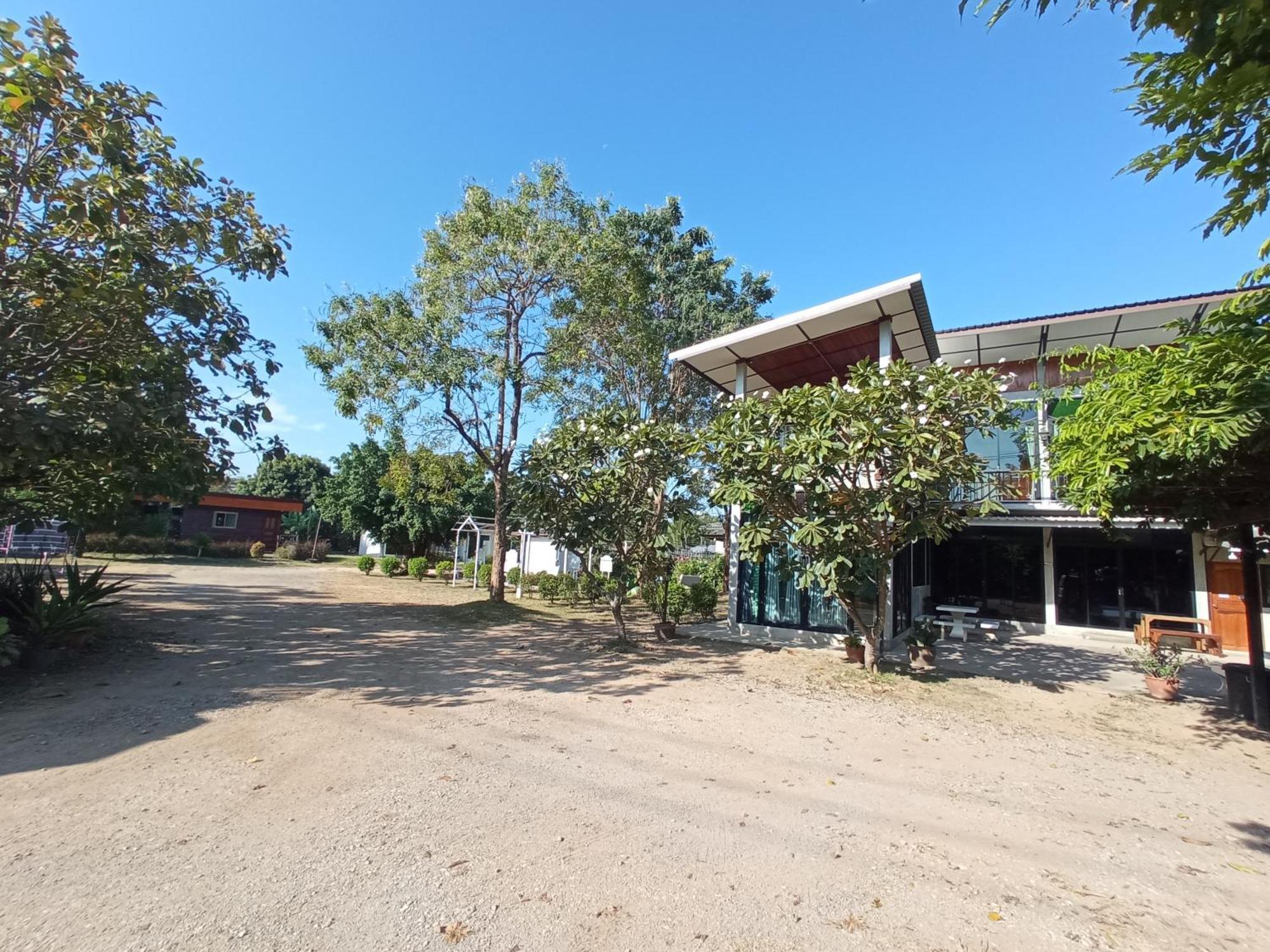 Baan Rabiangdao Uthaithani Uthai Thani Dış mekan fotoğraf